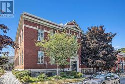 203 - 24 SPRINGFIELD ROAD  Ottawa, ON K1M 1C9
