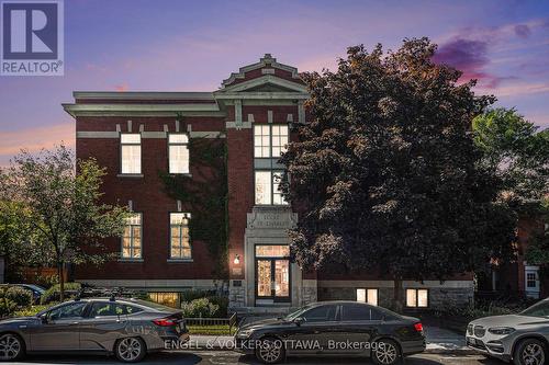 203 - 24 Springfield Road - Photo 2