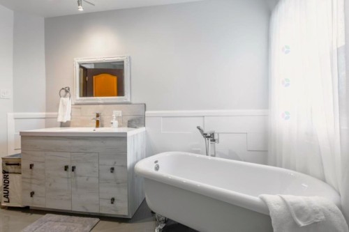 Salle de bains - 13017 Ch. Du Lac-Labelle, Labelle, QC - Indoor Photo Showing Bathroom