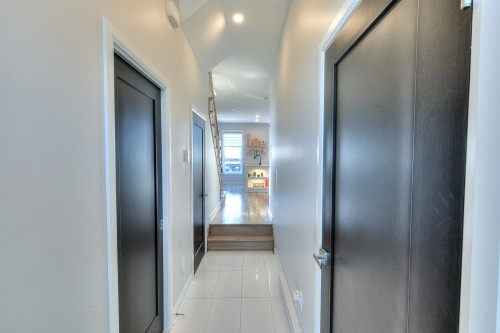 Corridor - 103-9050 Mtée Dobie, Mirabel, QC - Indoor Photo Showing Other Room