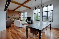 404-1790 Rue du Canal  Montréal (Le Sud-Ouest), QC H3K 3E6