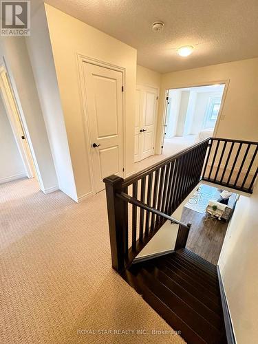 114 Dunrobin Lane, Grimsby, ON - Indoor Photo Showing Other Room