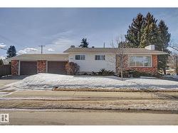 6223 139 AV NW  Edmonton, AB T5A 1G2
