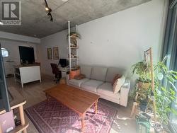 204 - 650 KING STREET W  Toronto, ON M5V 0H6