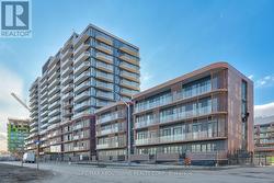 308 - 220 MISSINNIHE WAY W Mississauga, ON L5H 1G5