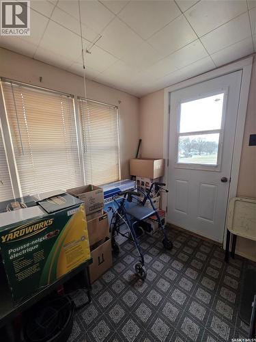 604 3Rd Avenue Nw, Swift Current, SK - Indoor