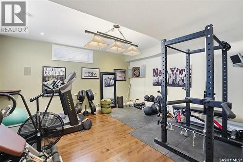 302 Brookhurst Terrace, Saskatoon, SK - Indoor Photo Showing Gym Room