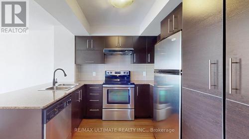 718 - 273 South Park Road, Markham, ON - Indoor Photo Showing Kitchen With Double Sink With Upgraded Kitchen