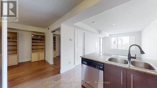 718 - 273 South Park Road, Markham, ON - Indoor Photo Showing Kitchen With Double Sink