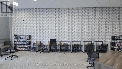 718 - 273 South Park Road, Markham, ON - Indoor Photo Showing Other Room