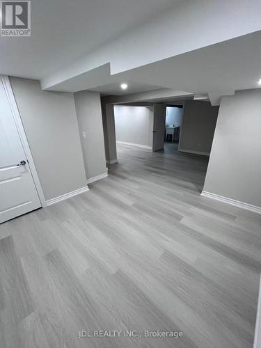 8110 Chippewa Road E, Hamilton, ON - Indoor Photo Showing Other Room