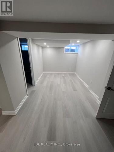 8110 Chippewa Road E, Hamilton, ON - Indoor