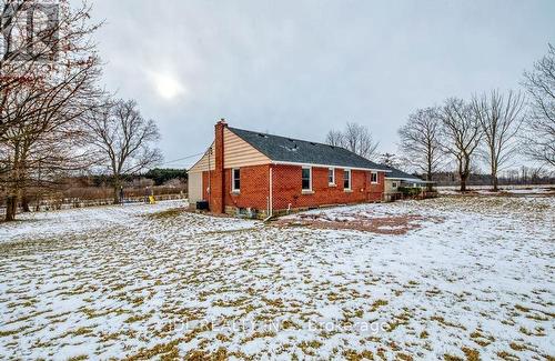 8110 Chippewa Road E, Hamilton, ON - Outdoor