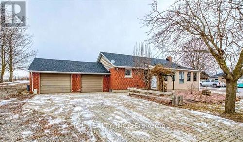 8110 Chippewa Road E, Hamilton, ON - Outdoor