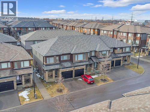 Aerial view of residential area - 30 Times Square Boulevard, Hamilton, ON - Outdoor With Facade