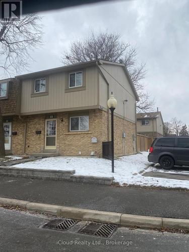 62 - 81 HANSEN ROAD  Brampton, ON L6V 3C7