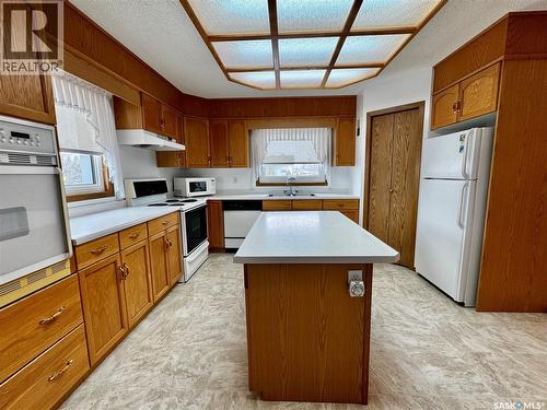 43 Clarke Avenue, Yorkton, SK - Indoor Photo Showing Kitchen