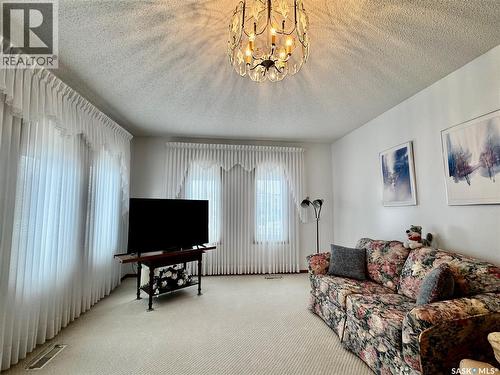 43 Clarke Avenue, Yorkton, SK - Indoor Photo Showing Other Room