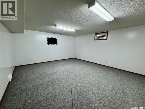 43 Clarke Avenue, Yorkton, SK - Indoor