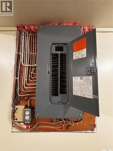 43 Clarke Avenue, Yorkton, SK - Indoor Photo Showing Other Room