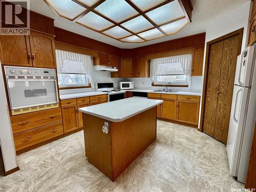 43 Clarke Avenue, Yorkton, SK - Indoor Photo Showing Kitchen