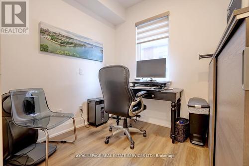 137 High Street W, Mississauga, ON - Indoor Photo Showing Office