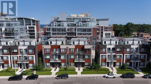 137 High Street W, Mississauga, ON - Outdoor With Balcony With Facade