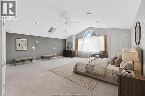 3748 Ouellette Avenue, Windsor, ON - Indoor