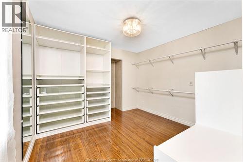 3748 Ouellette Avenue, Windsor, ON - Indoor