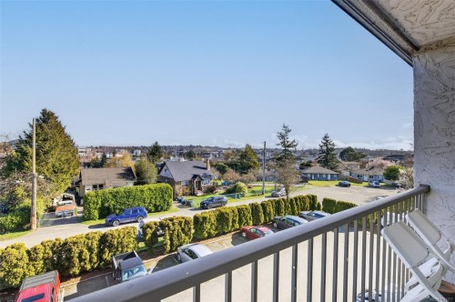 323-3225 Eldon Pl, Saanich, BC - Outdoor With View
