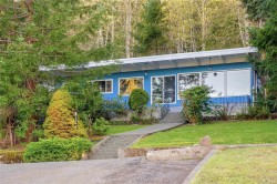 2994 Hillview Rd Lantzville, BC V0R 2H0
