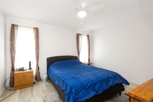 825 Pinecrest Rd, Campbell River, BC 