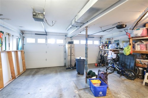 825 Pinecrest Rd, Campbell River, BC 