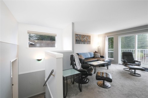 825 Pinecrest Rd, Campbell River, BC 