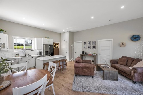 2255 Phipps Rd, Duncan, BC 