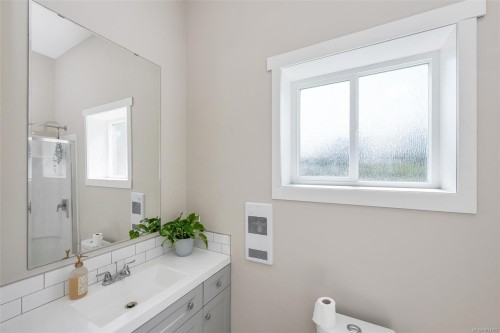 2255 Phipps Rd, Duncan, BC 