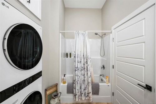 2255 Phipps Rd, Duncan, BC 