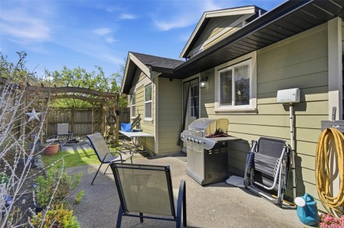 6841 Marsden Rd, Sooke, BC 
