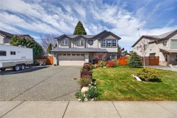 1155 Hornby Pl Courtenay, BC V9N 8X4