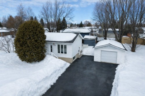 1005 Rue Sabin-Thibault  Rouyn-Noranda, QC J9X 5L3