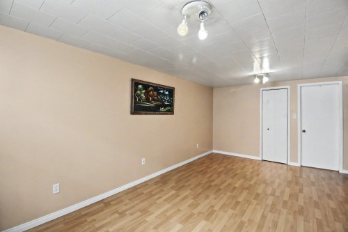 Salle familiale - 1005 Rue Sabin-Thibault, Rouyn-Noranda, QC - Indoor Photo Showing Other Room