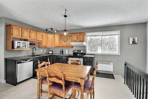 Salle à manger - 1005 Rue Sabin-Thibault, Rouyn-Noranda, QC - Indoor Photo Showing Other Room