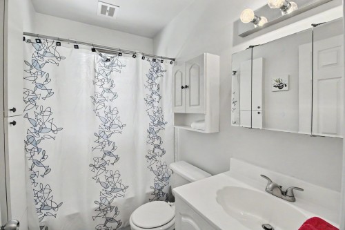 Salle de bains - 1005 Rue Sabin-Thibault, Rouyn-Noranda, QC - Indoor Photo Showing Bathroom