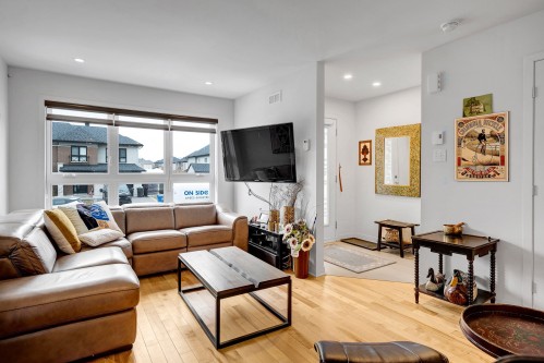 Salon - 1354 Rue Custine, Saint-Jérôme, QC - Indoor Photo Showing Living Room