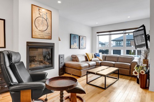 Salon - 1354 Rue Custine, Saint-Jérôme, QC - Indoor Photo Showing Living Room With Fireplace