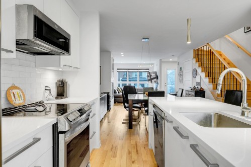 Cuisine - 1354 Rue Custine, Saint-Jérôme, QC - Indoor Photo Showing Kitchen With Upgraded Kitchen