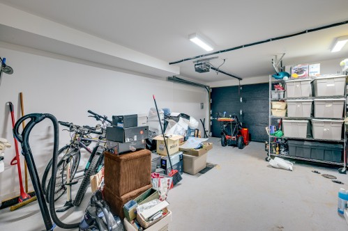 Garage - 1354 Rue Custine, Saint-Jérôme, QC - Indoor Photo Showing Garage