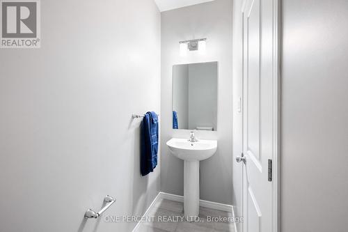 910 Paseana Place, Ottawa, ON - Indoor Photo Showing Bathroom