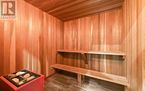 1095 Geran Crescent, Mississauga, ON - Indoor Photo Showing Other Room