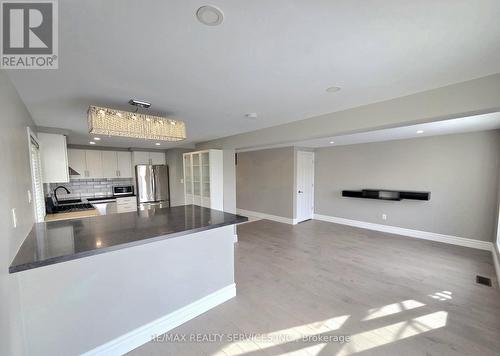 662 Elgin Street N, Cambridge, ON - Indoor Photo Showing Other Room